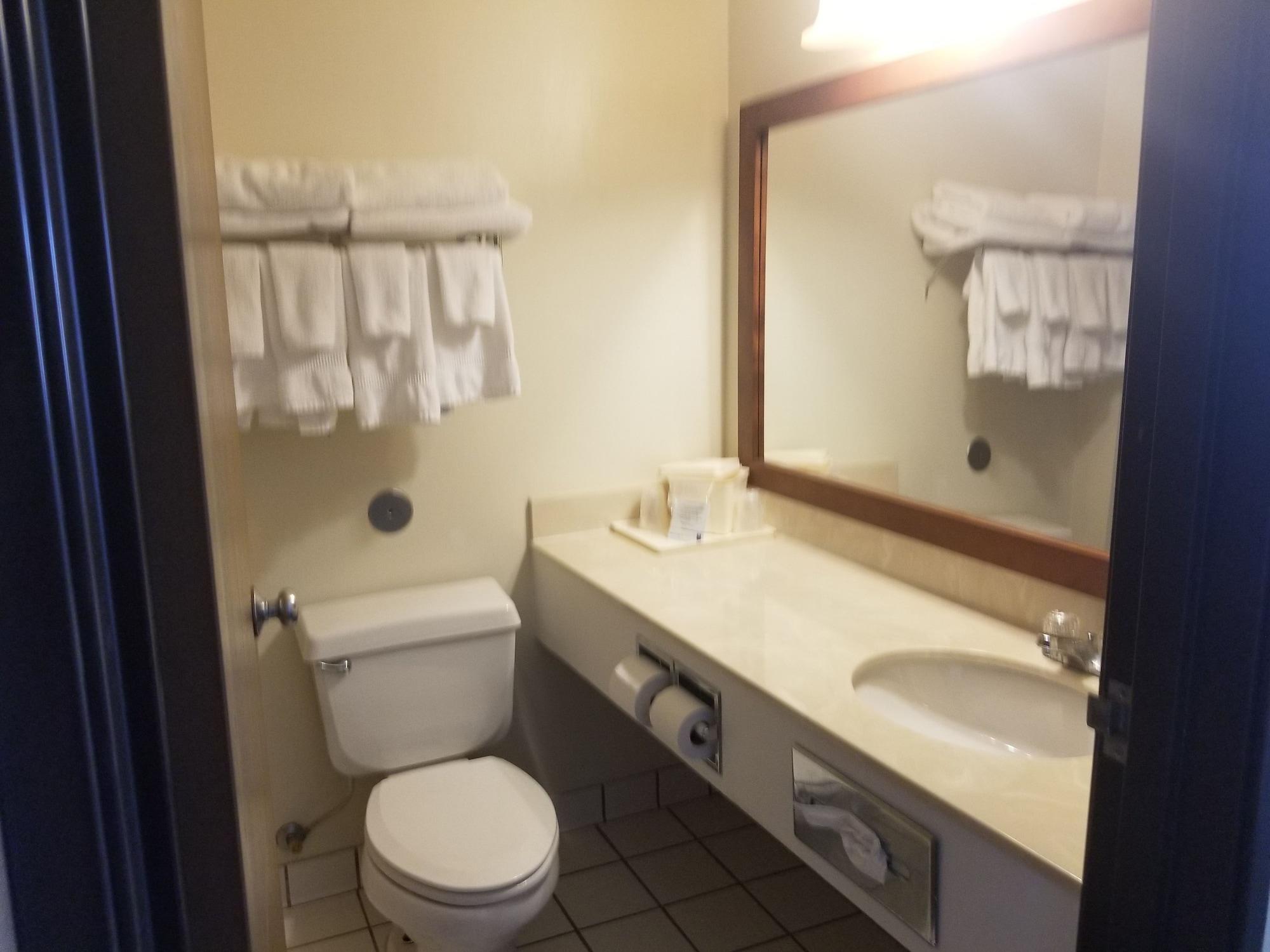Comfort Inn Джеймстаун Екстериор снимка