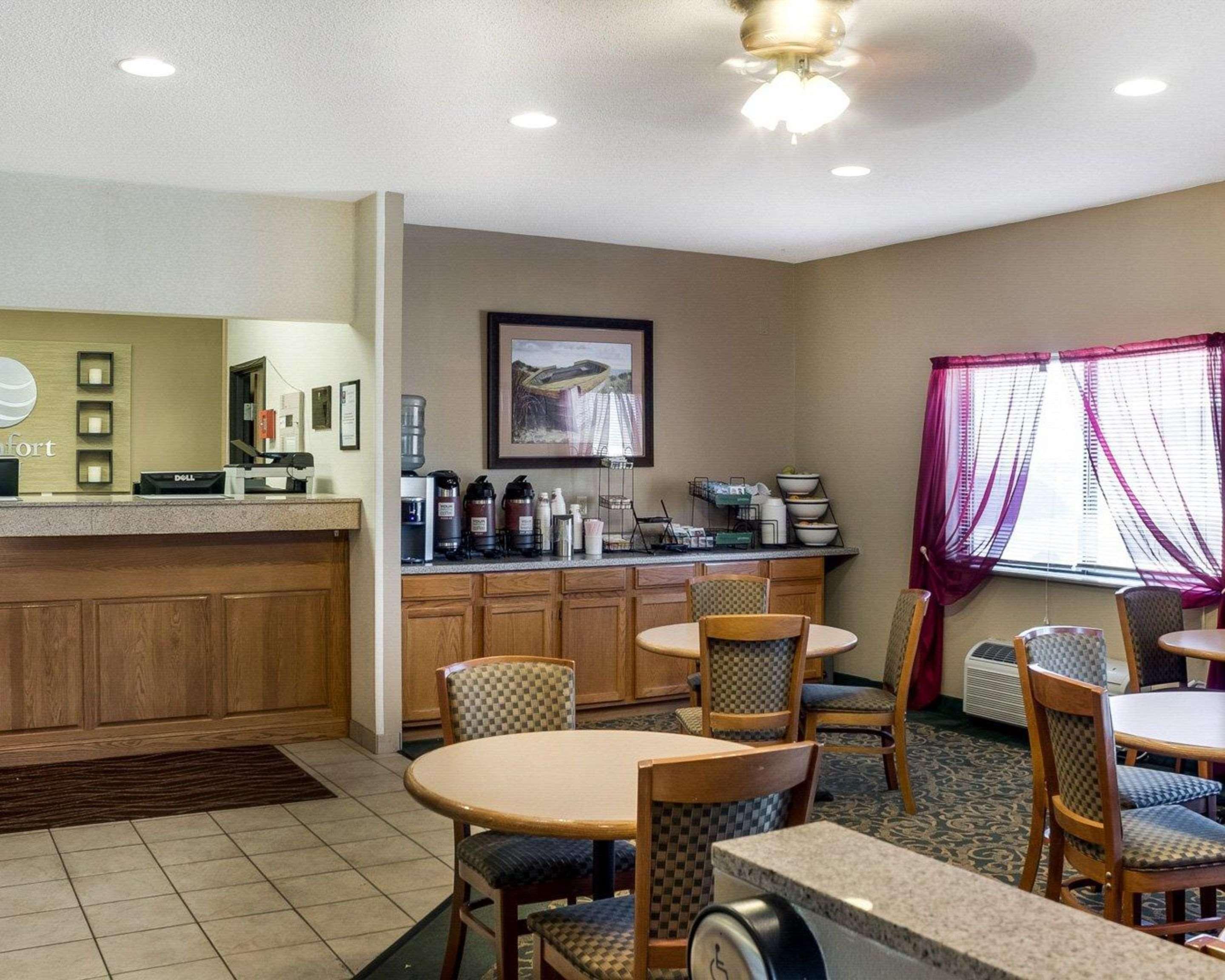 Comfort Inn Джеймстаун Екстериор снимка