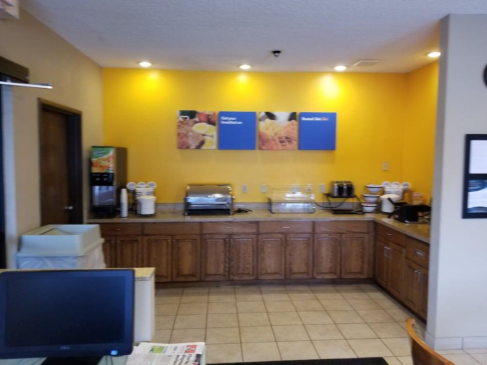 Comfort Inn Джеймстаун Екстериор снимка
