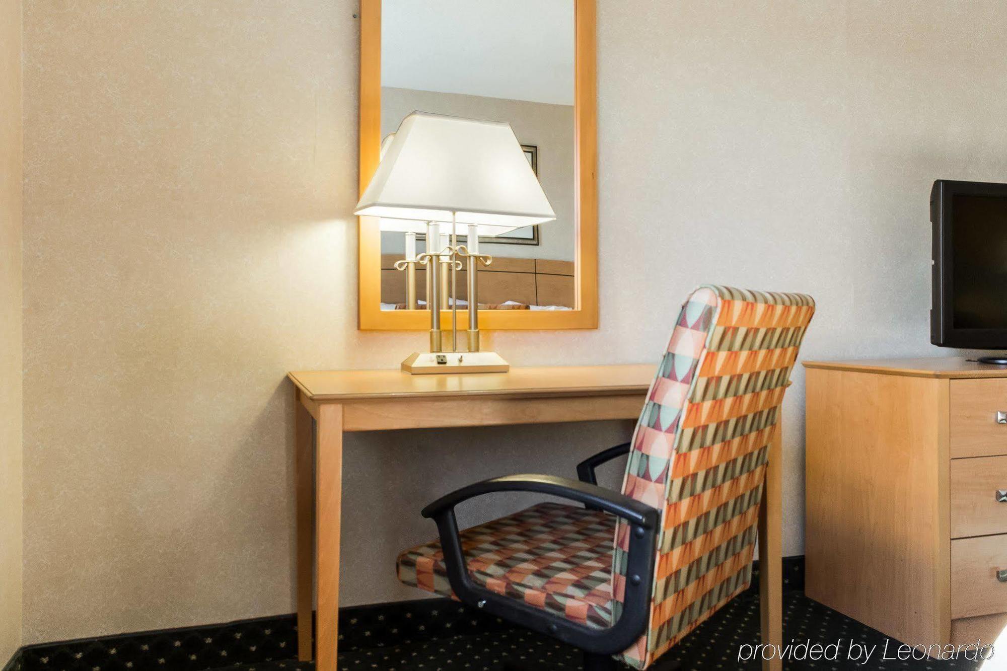 Comfort Inn Джеймстаун Екстериор снимка