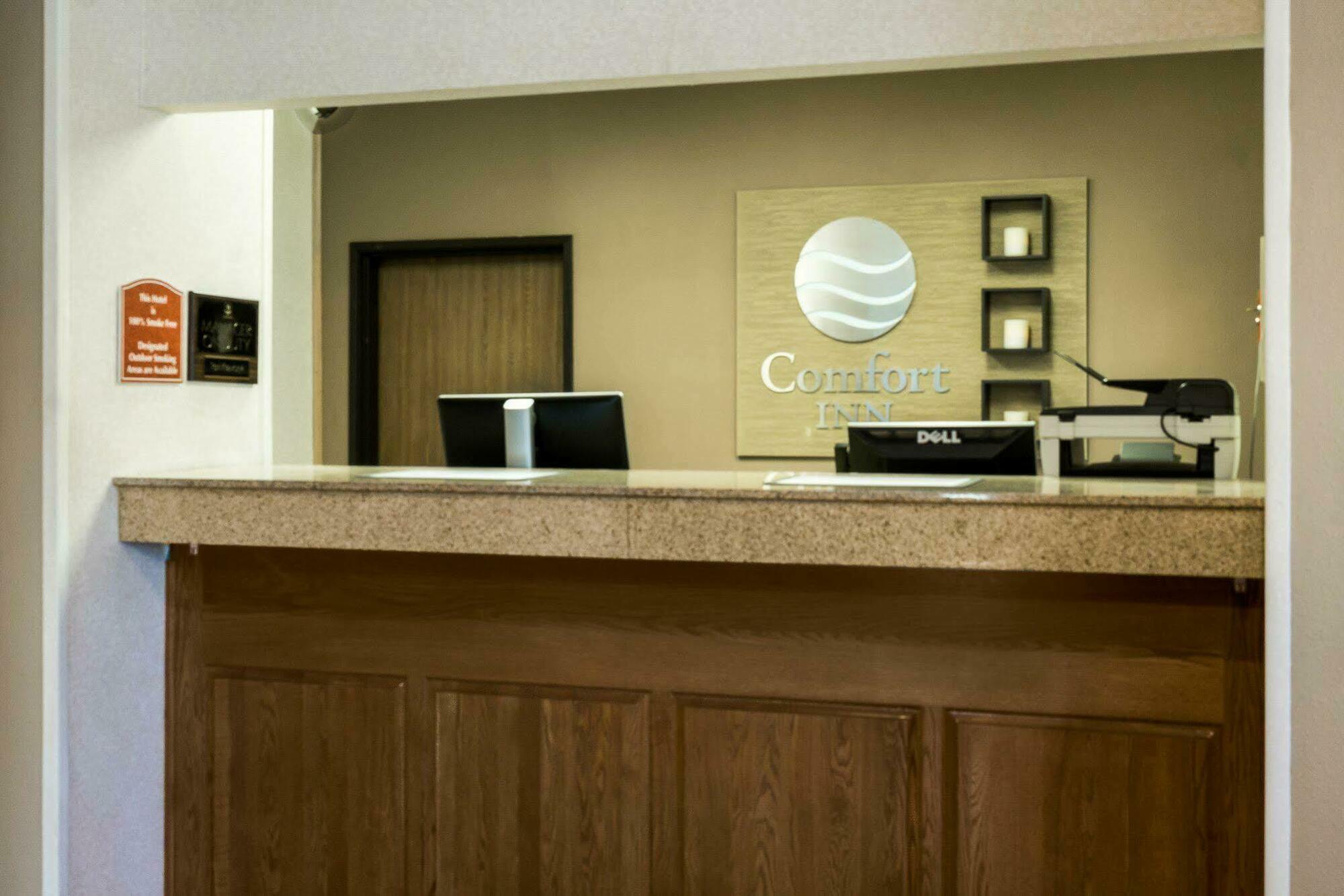 Comfort Inn Джеймстаун Екстериор снимка